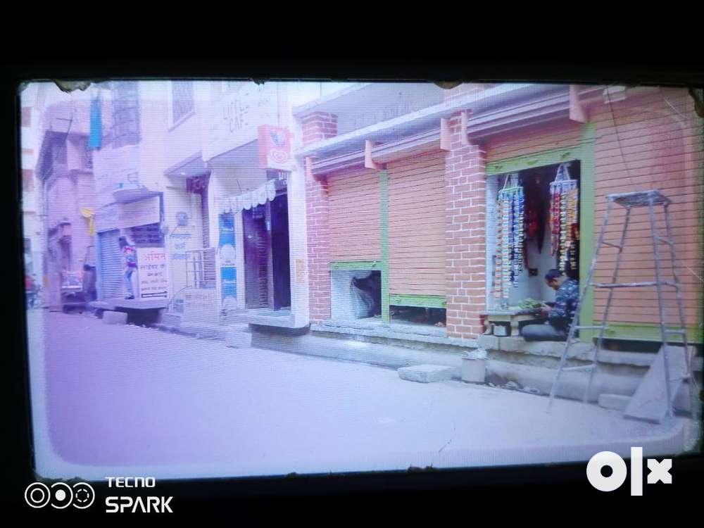 Varanasi chetganj On road commercial property with 32 feet front