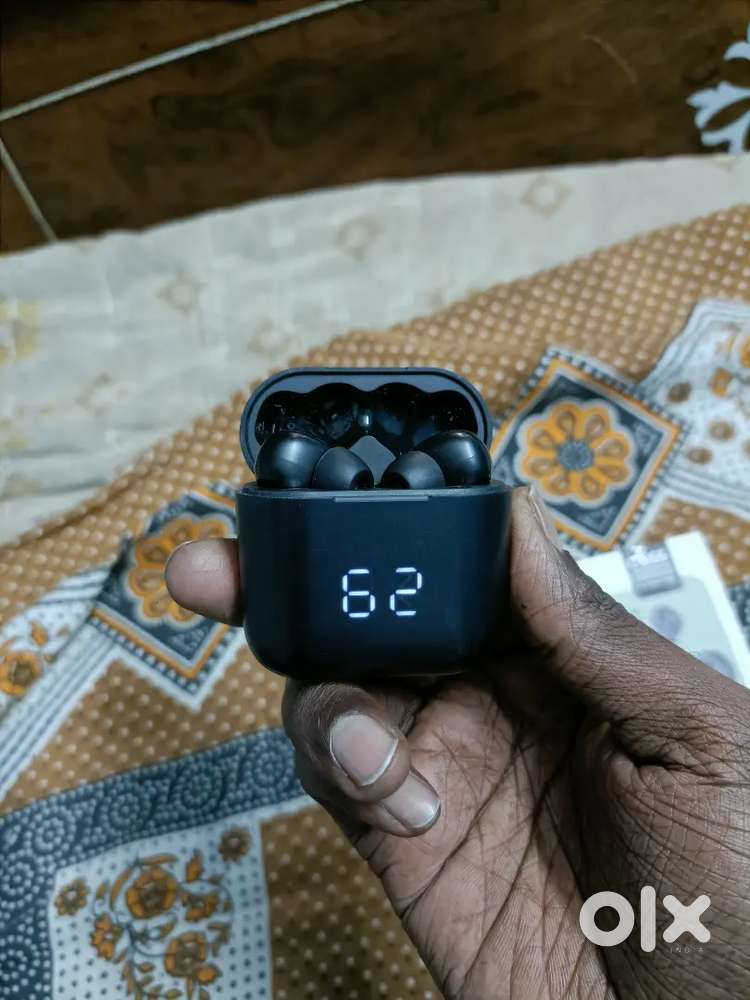 Boat xtend pro watch/ cellcore cb 55 buds