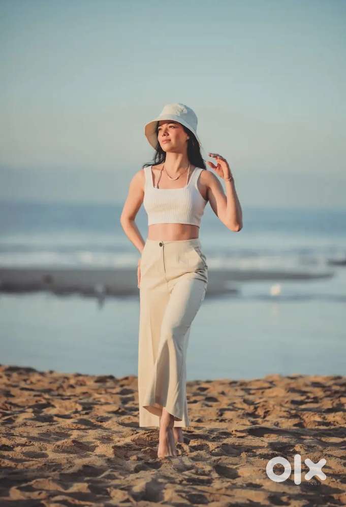 Need female models for our upcoming Brands