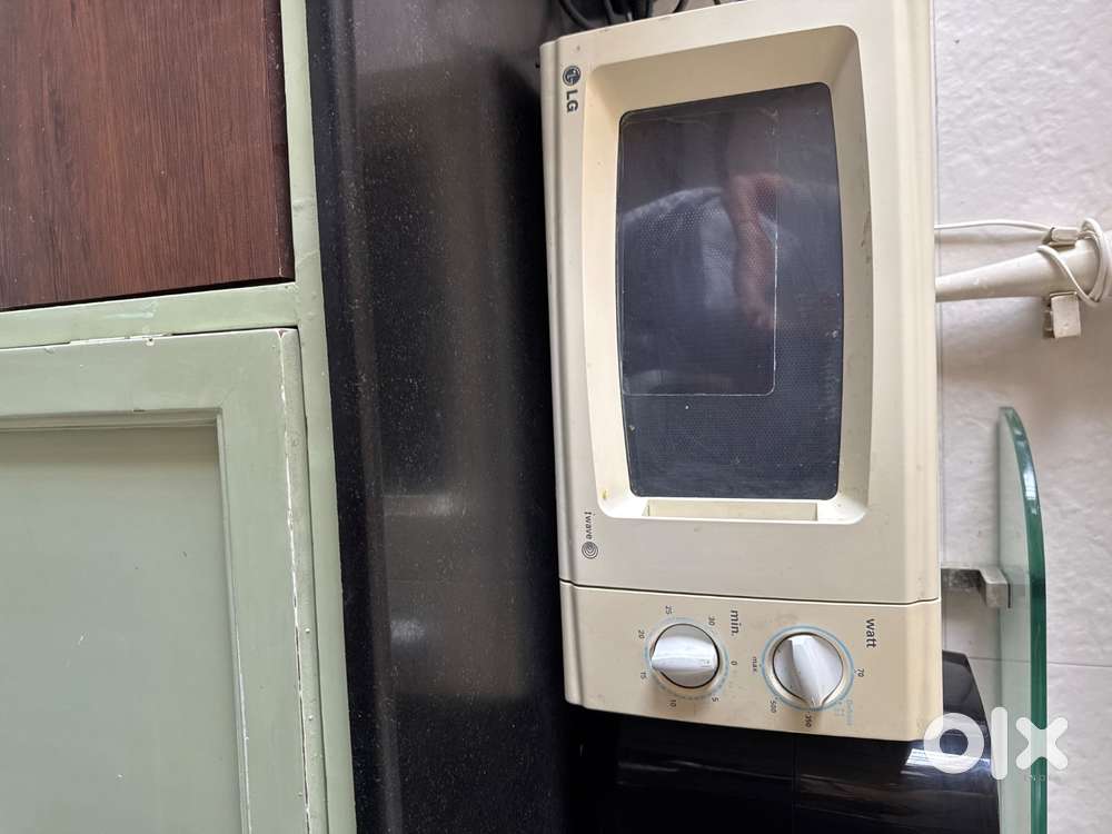 LG microwave