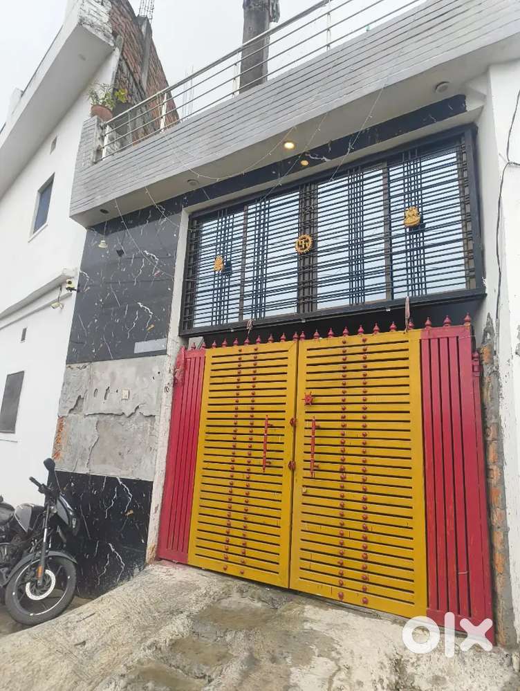 House for sale 900 sqft