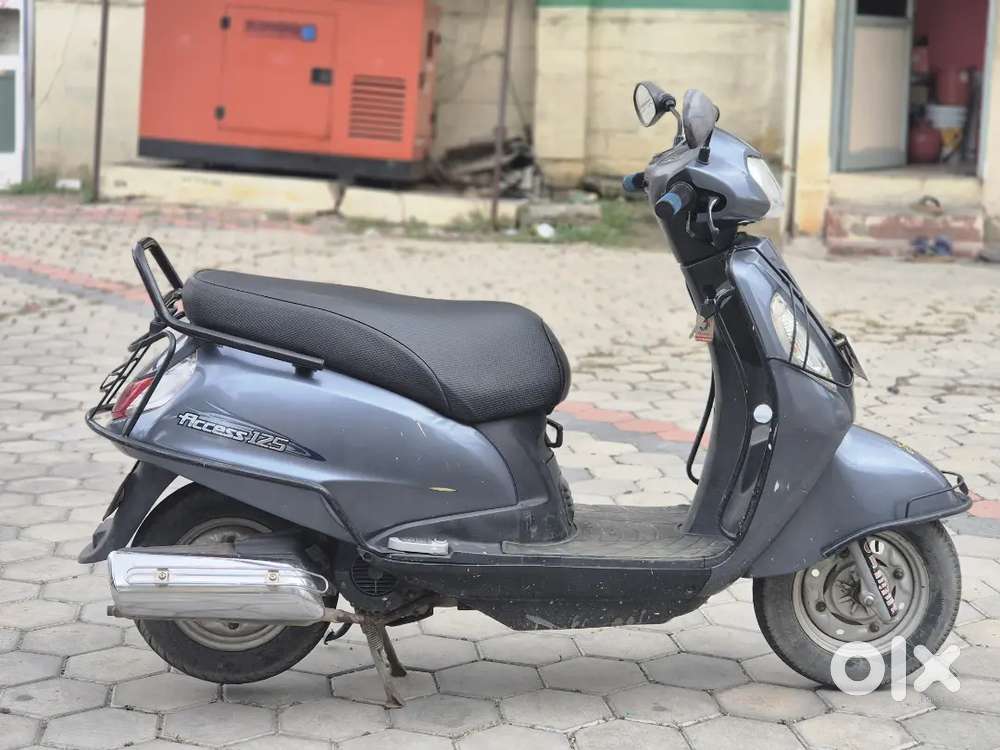 Suzuki access 125 2011