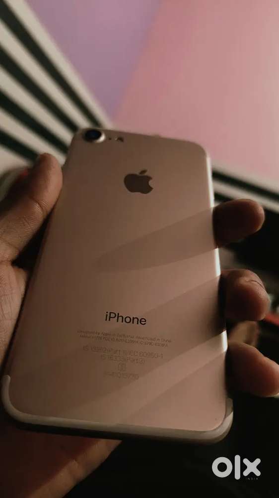 iPhone 7 (2018) – 128 GB – New Battery (6M Warranty)