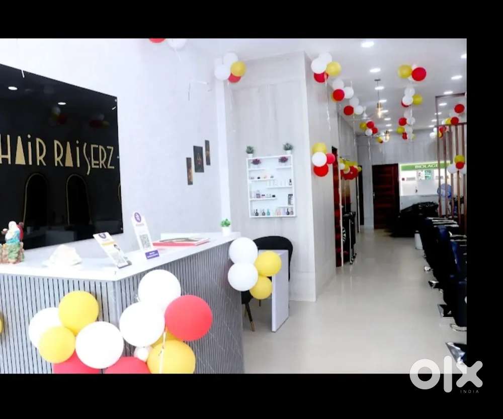 Need Beautician &Nail artist