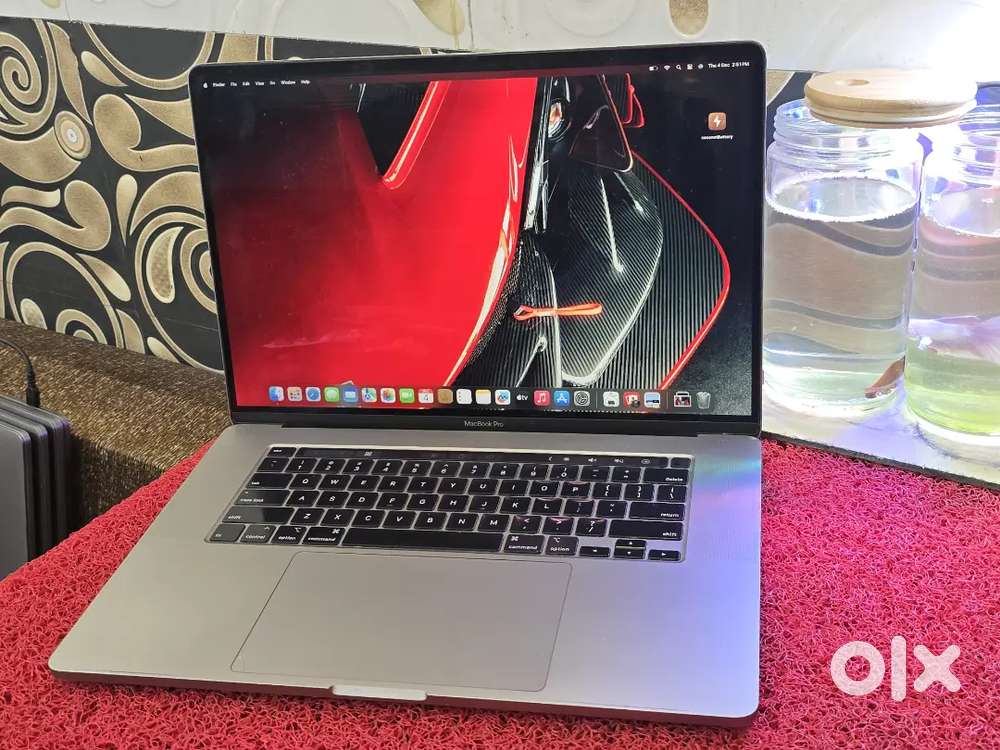 Apple Macbook Pro 2020 i7 16gb 512gb 5.5gb Graphics 16inch Retina