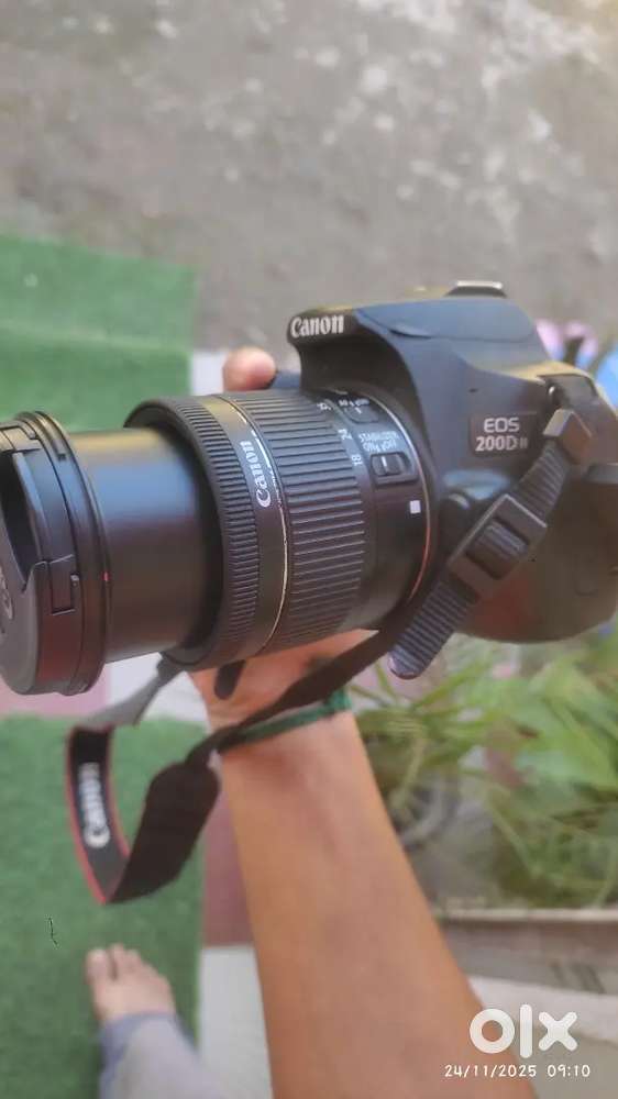 Canon 200D Mark 2