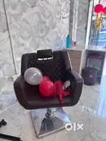 Salon chair ,parlour cutting chair