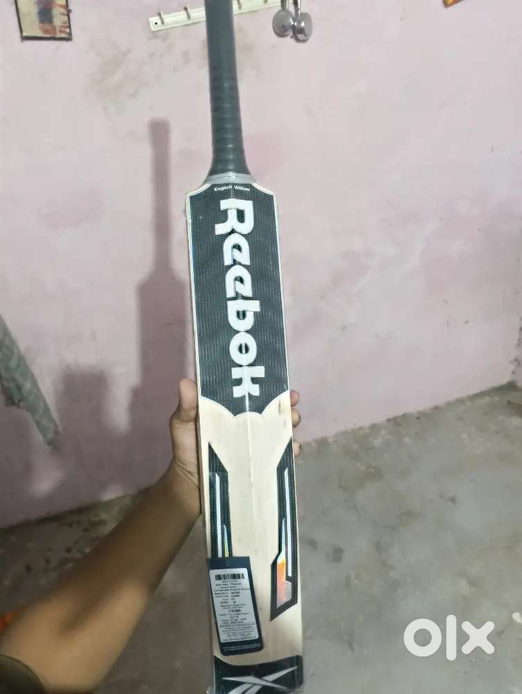 Reebok player edition bat