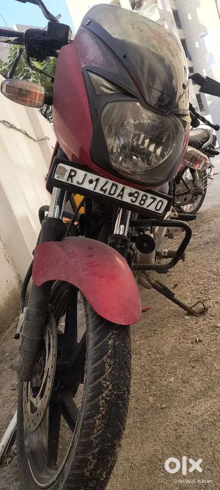 Bajaj pulser 180cc