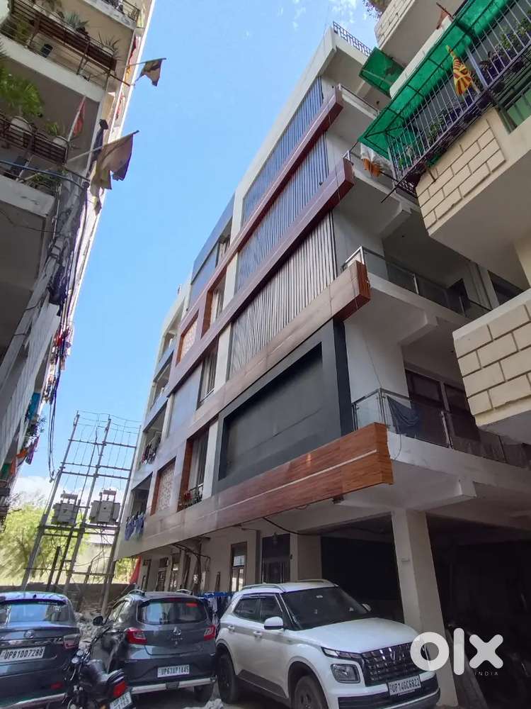 Hurry! 3 BHK Flat for Immediate sale