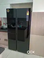 Haier 598 L, Black Glass Finish, 3 Door Side by side Refrigerator
