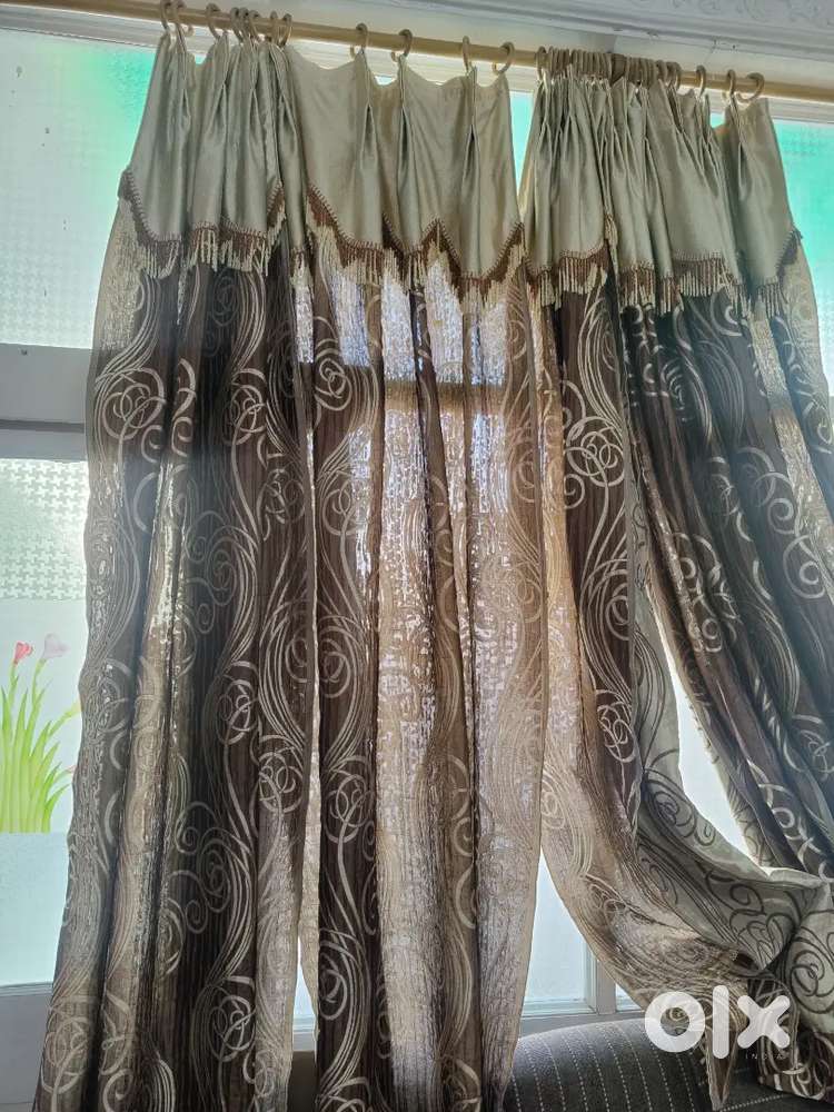 Curtains 8 + 2