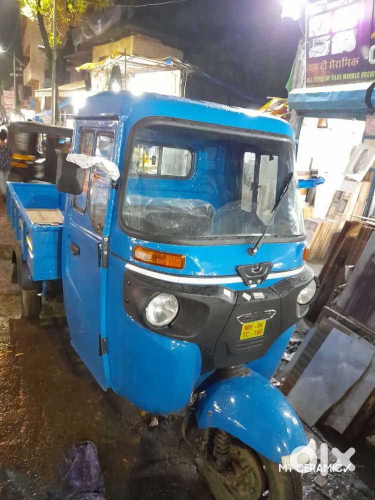 Tempo CNG plus petrol