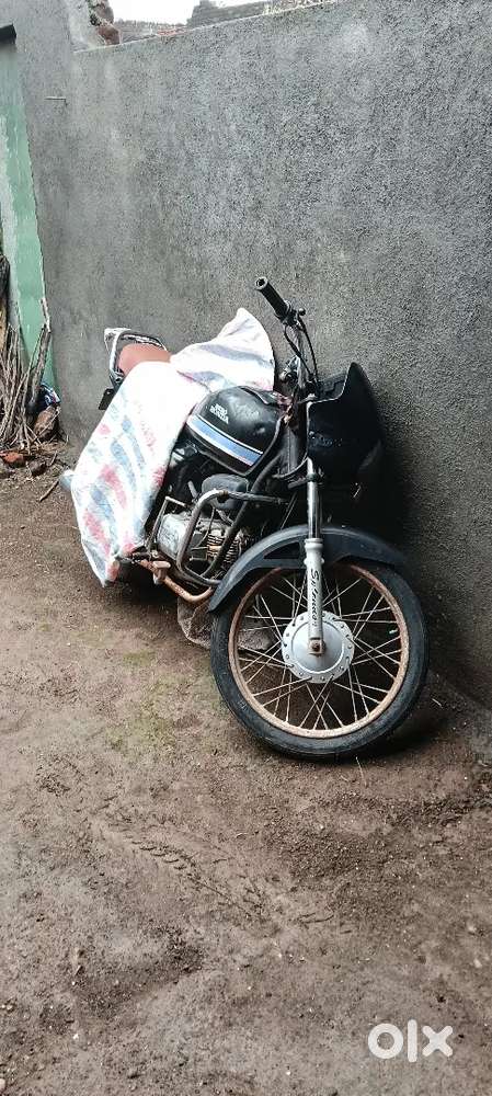 Ame surat javi shavi tethi gadi veshavani che