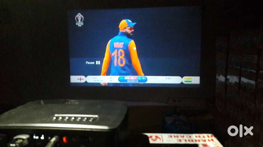 Rdd5 intrex android projector 4k 3d wifi mcast 200 inchs hdmi usb dayl