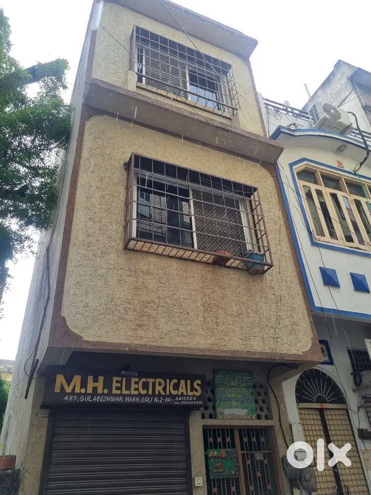 A fully furnished ready to move house with shop in hathipole