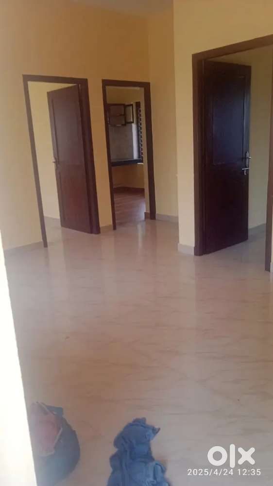 Karaparamba nr homeo college 2BHK apartment for rent.first floor