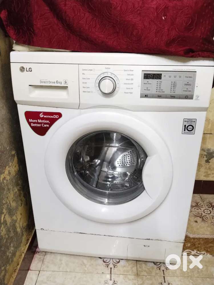 LG ..6KG   FRONT LOAD.      6 YEAR'S OLD BUT GOOD CONDITION