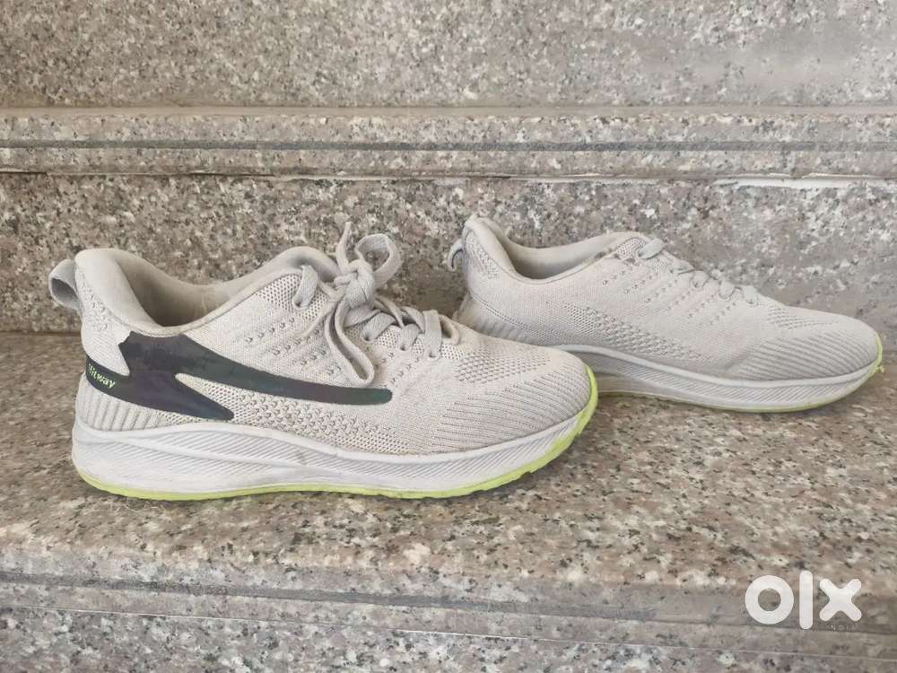 Shoes for kids 8,9,10 y/o