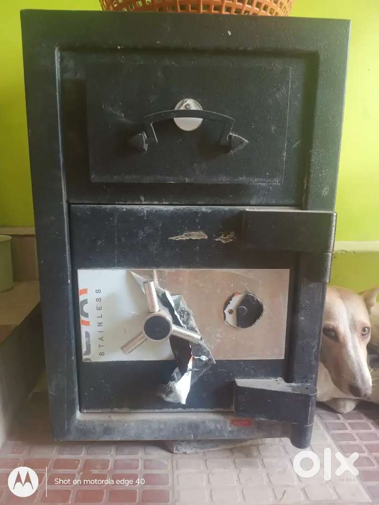 Locker maximum weight of 50kgs