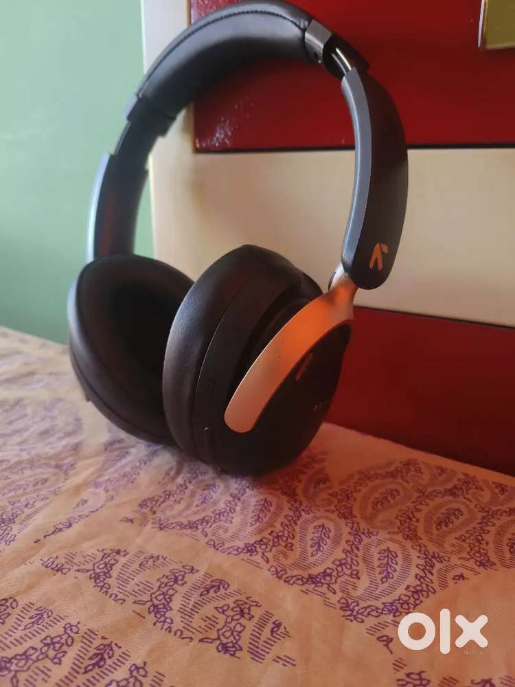 Boult Soniq Headphones(Newly purchased)