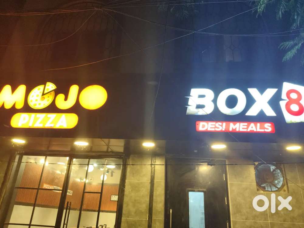 Mojo pizza desi meals