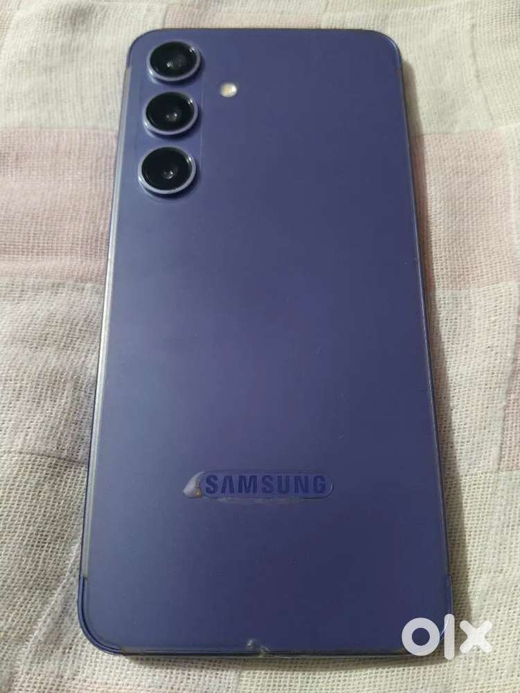 SAMSUNG S24