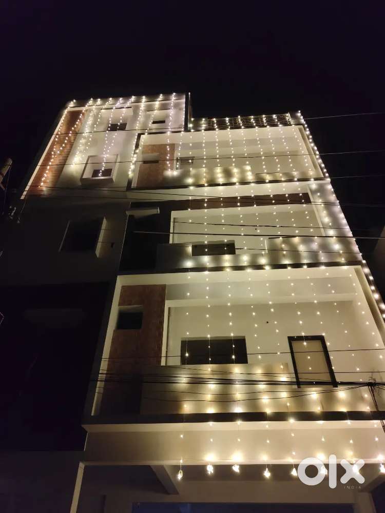 6 Apartments for Sale! Opposite SRMT Mall