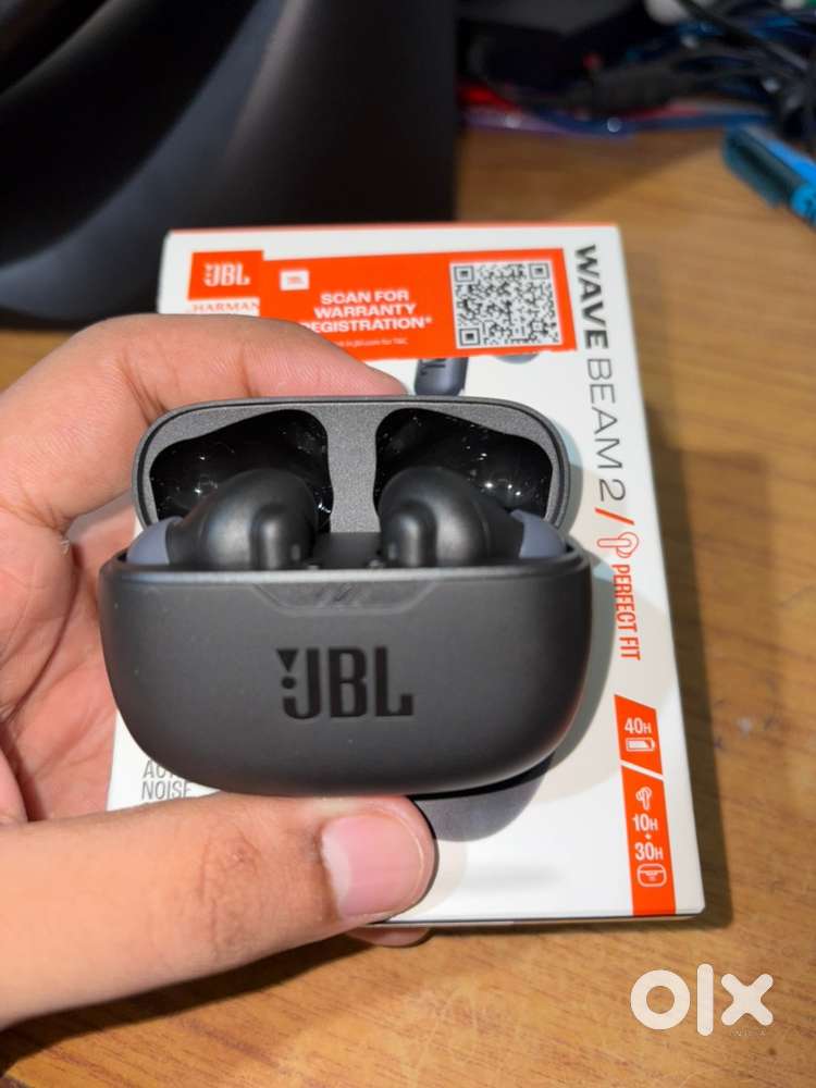JBL TWS EARBUDS NEW