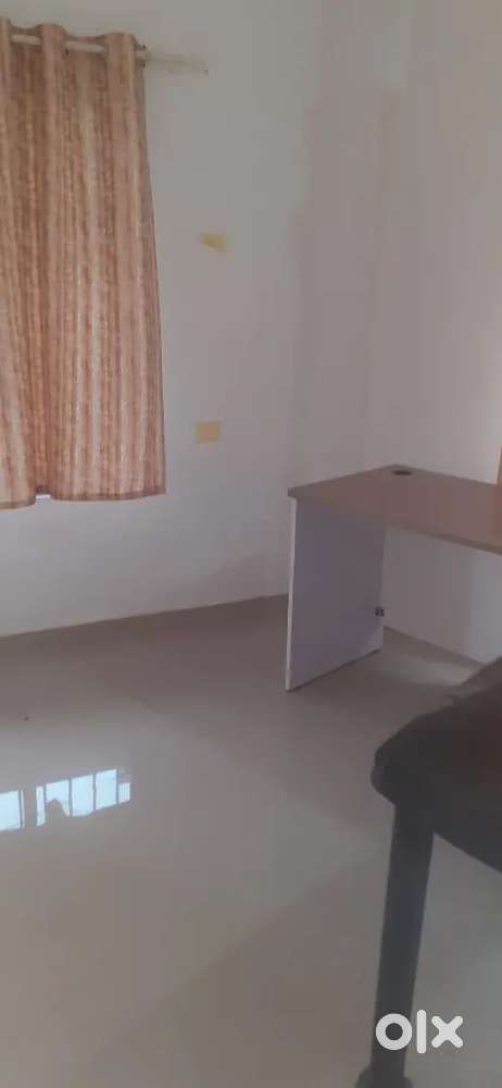 Office room for rent only for 7500