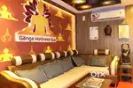 Require female therapist for wellness spa