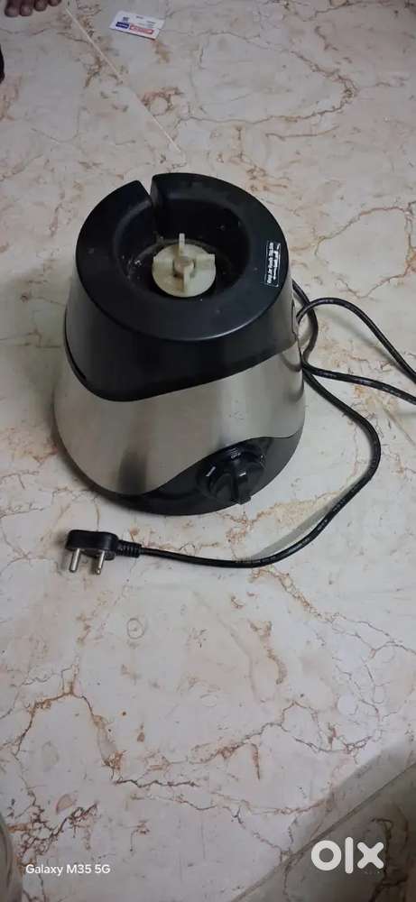Mixture grinder