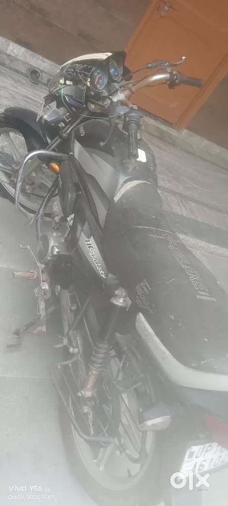 hf deluxe 15/11/2021 hf deluxe condition normal chalu bike h