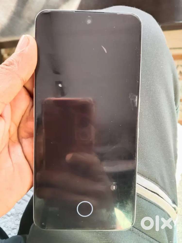 CFM 2 pro 1month old no scratches box charger sb sath