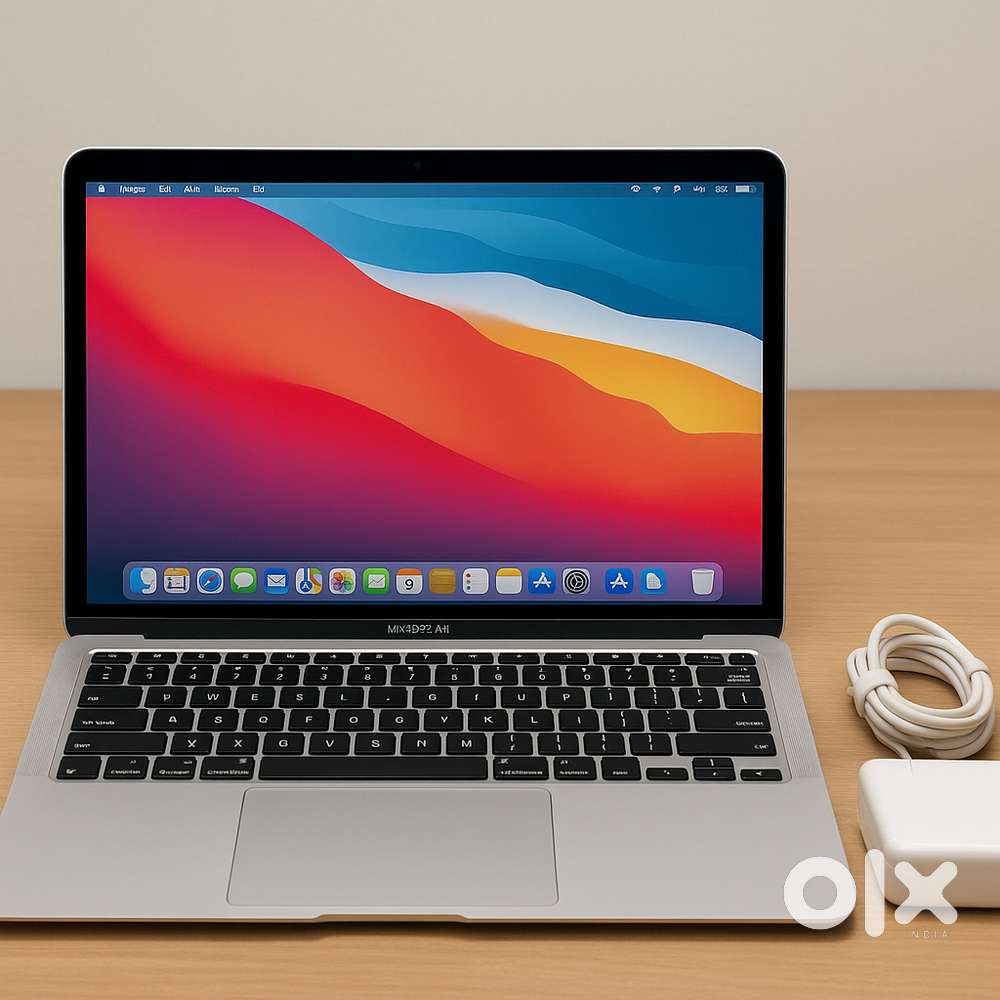 Apple MacBook Air M1 (2020) – 8GB RAM  512GB SSD  Silver