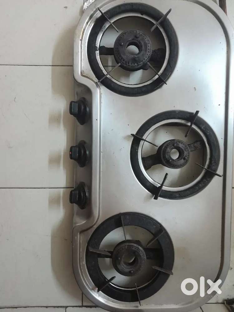 3 burner gas stove and other accessories