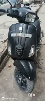 Vespa Scooty