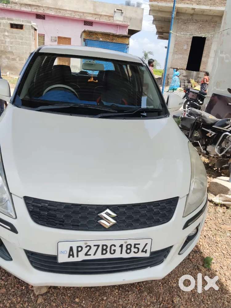 Maruti Suzuki Swift 2015 Diesel 100000 Km Driven