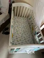 Huny huny baby crib