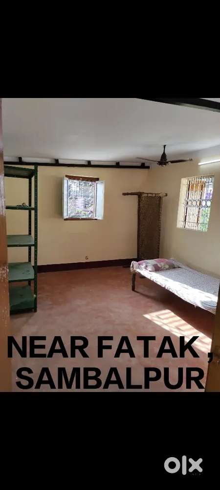 TO-LET SINGLE ROOM WITH PERSONAL KITCHEN & COMMON WASHROOM NEAR FATAK