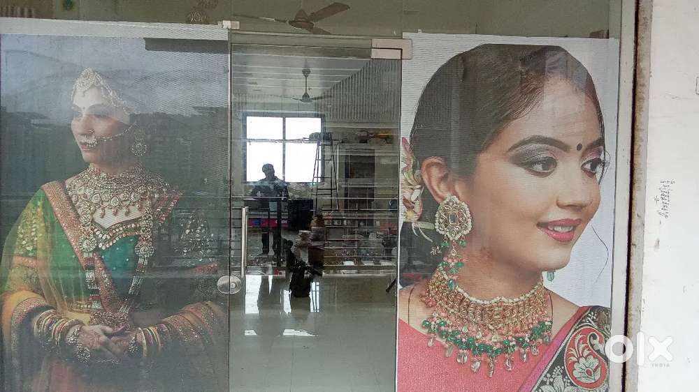 One-Way Mirror Toughened Glass Door 12×14 ft  Showroom/Parlor Entry