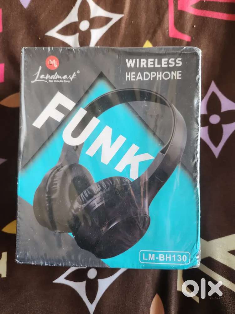 Landmark wireless Headphones