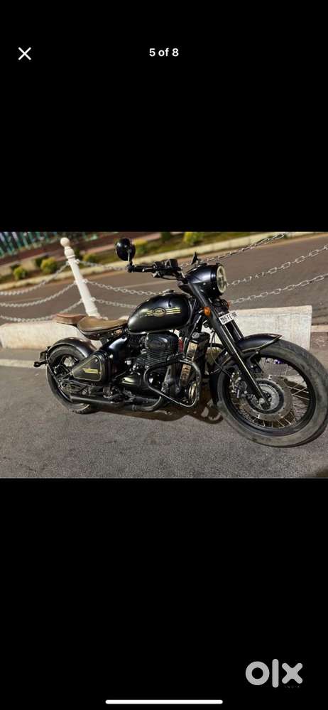 URGENT SELL JAWA PERAK DUAL DISC ABS ALLOY WHEELS SMOOKY GREY 2021-22