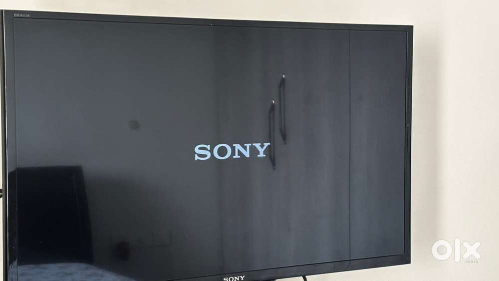 Sony LED KLV-32R412C TV. Excellent condition