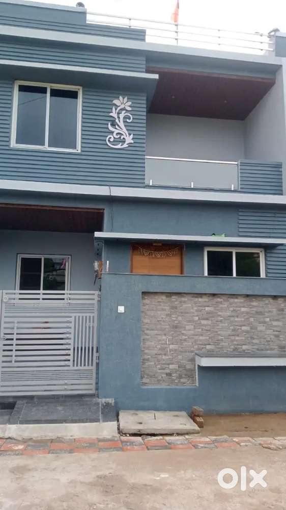 Behind Durg Collactrate avni enclave khandelwal colony 3bhk duplex