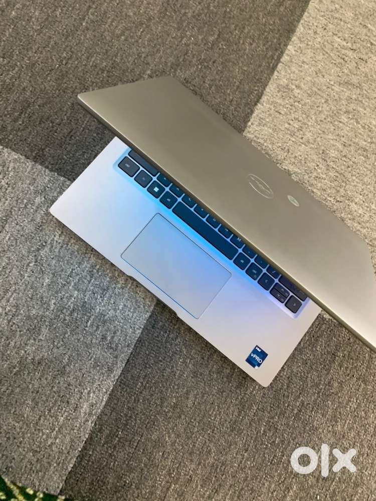 Dell latitude 5430/Core i7/12th gen/16GB/256GB/Neat condition/Bill