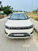 Mahindra XUV300 W8 Option, 2019, Petrol