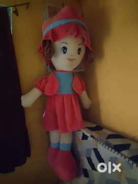 This  toy is very soft it is a doll of about 90 cm tall very new toy