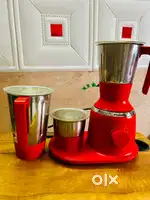 Hardly use butterfly compnay mixer with all 3 jar in very good conditi