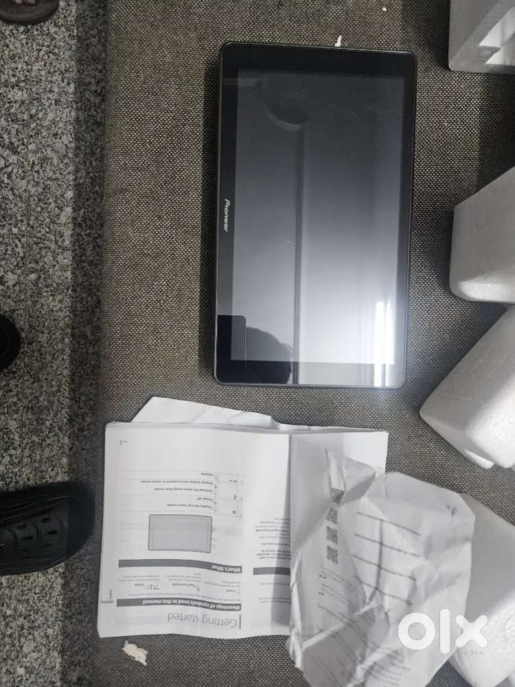 Pioneer car stereo model 8550BT Not used Amazon open box material